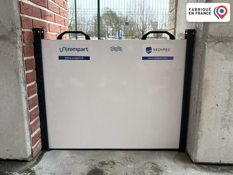 Batardeau barrière anti-inondation UNI-REMPART en composite – barrière étanche à poser